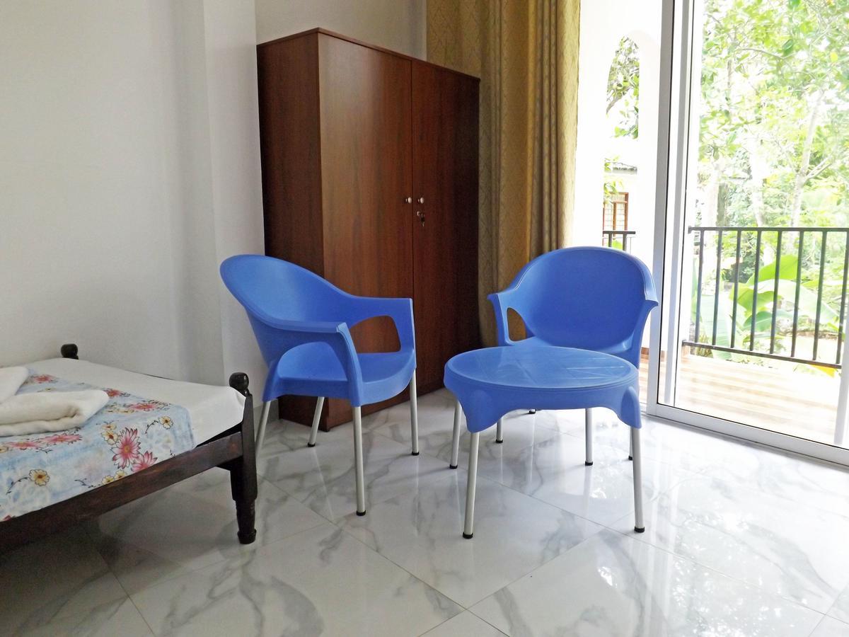 Hotel "Diana" Хіккадува Екстер'єр фото